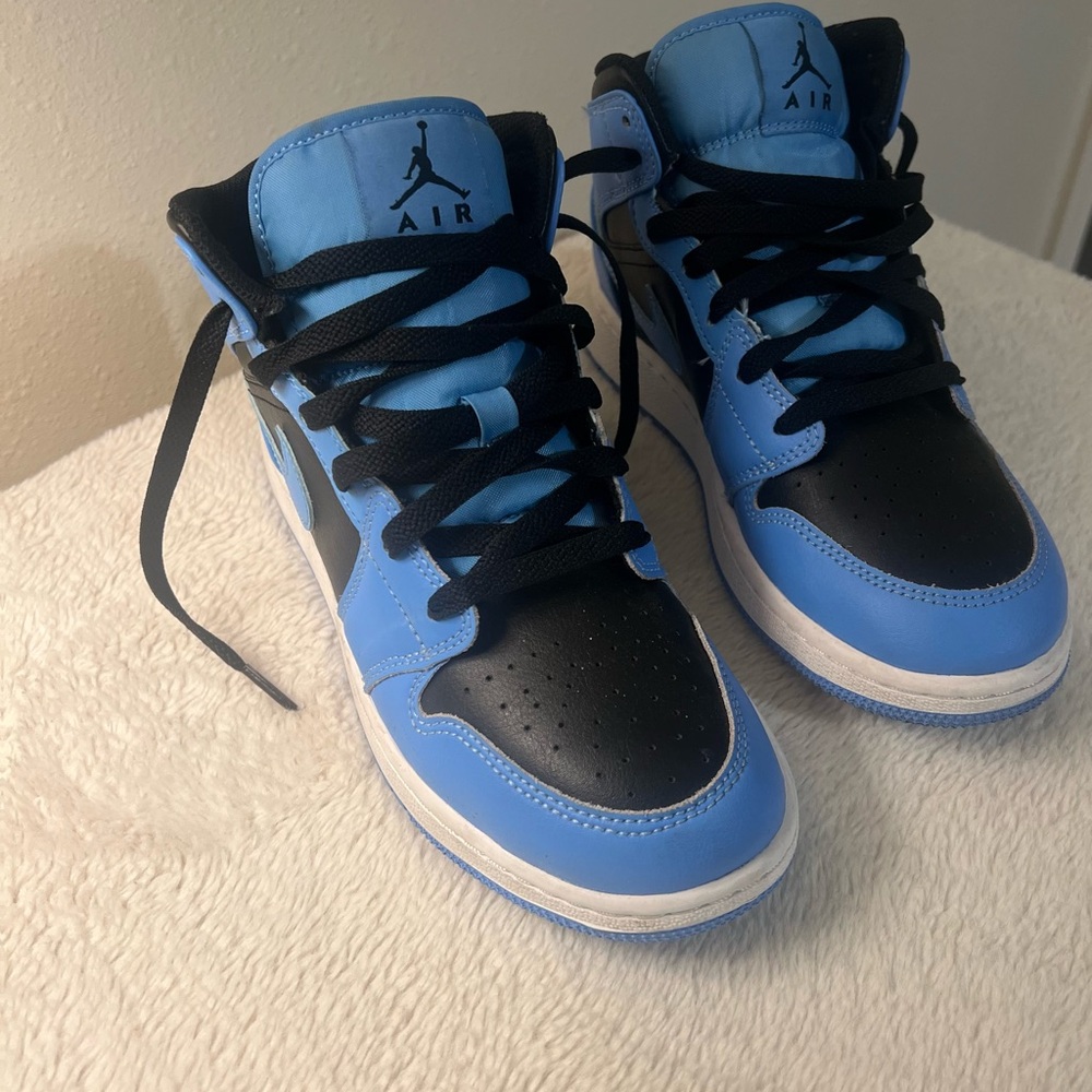 Jordan Kids Sneakers - Sky Blue and Black
